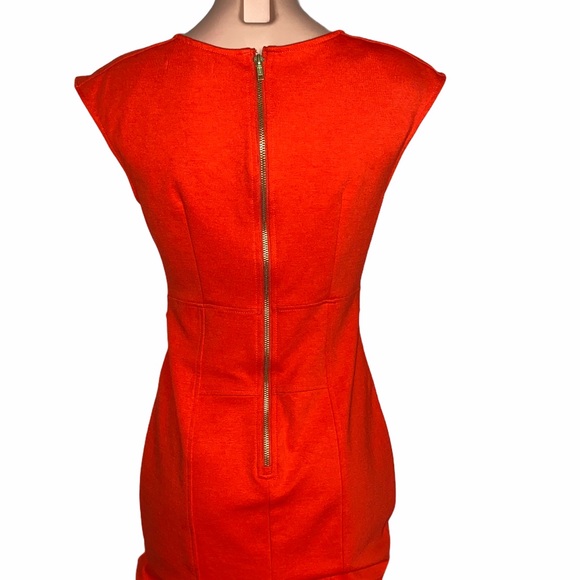 Jennifer Lopez Red Orange Sleeveless Bodycon Dress - Picture 5 of 14